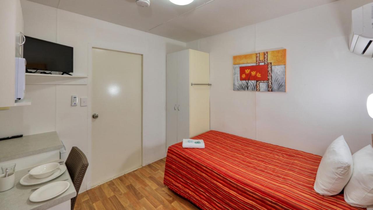 Motor Motel Chinchilla